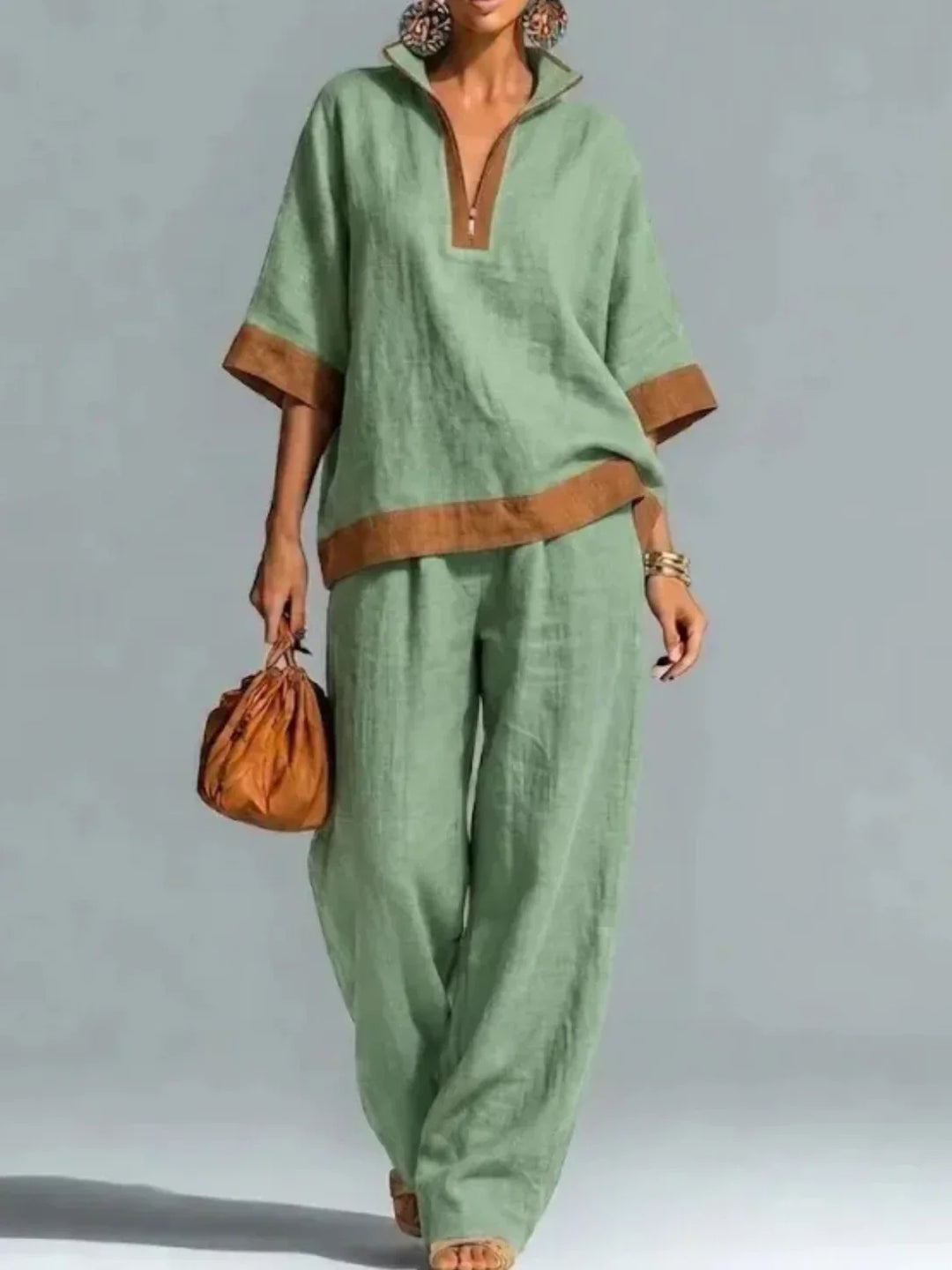 Geneva | Fluid Set with High Collar