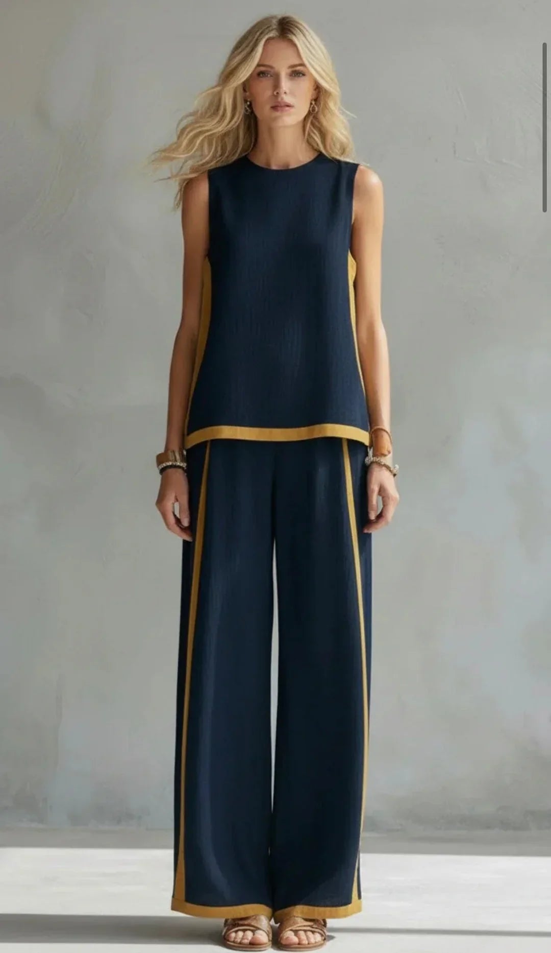 Elisa | Complete Fluid Two-Piece with Contrast Details